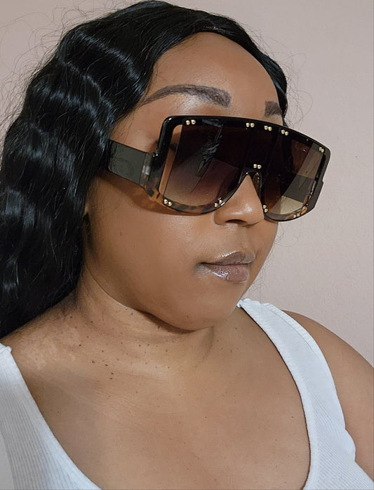 Looking Fly Tortoise Wide Lense Sunglasses