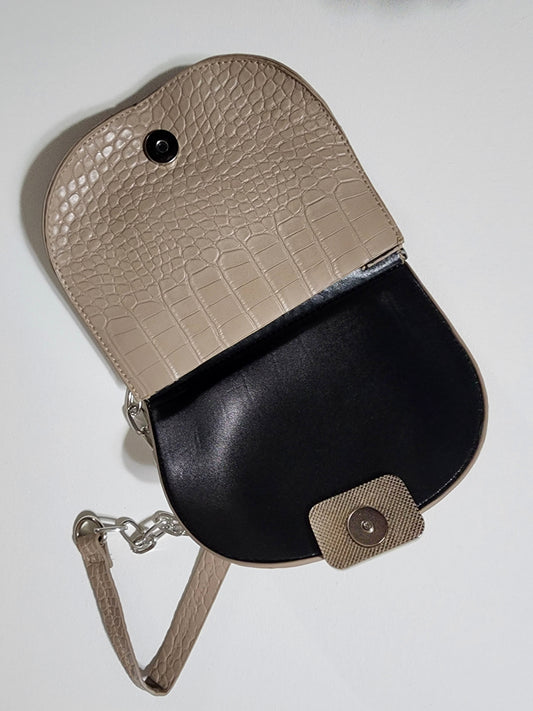 Timeless Style Small Handbag