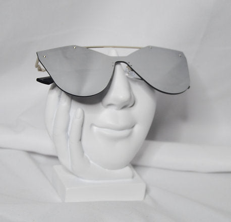 Iconic Tint Sunglasses - Luxe 81