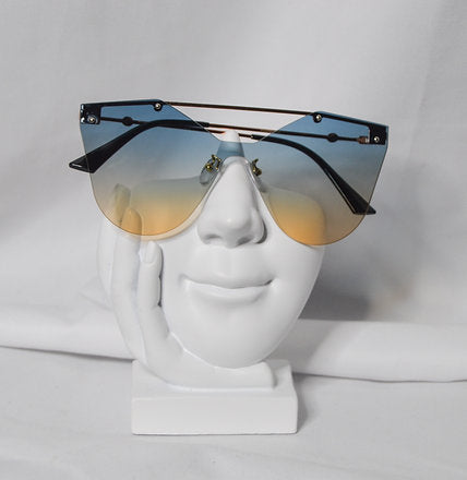 Iconic Tint Sunglasses - Luxe 81