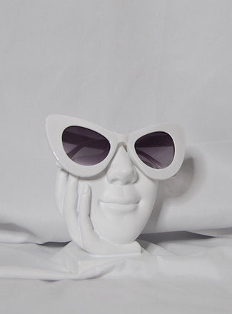 Chunky Frame Oversize Cat Eye Sunglasses - Luxe 81