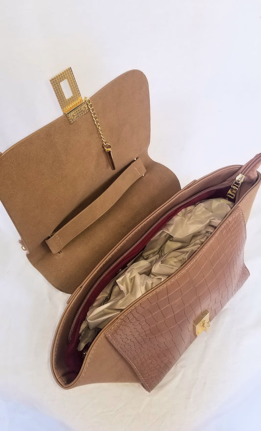 It's Ivy Satchel Handbag